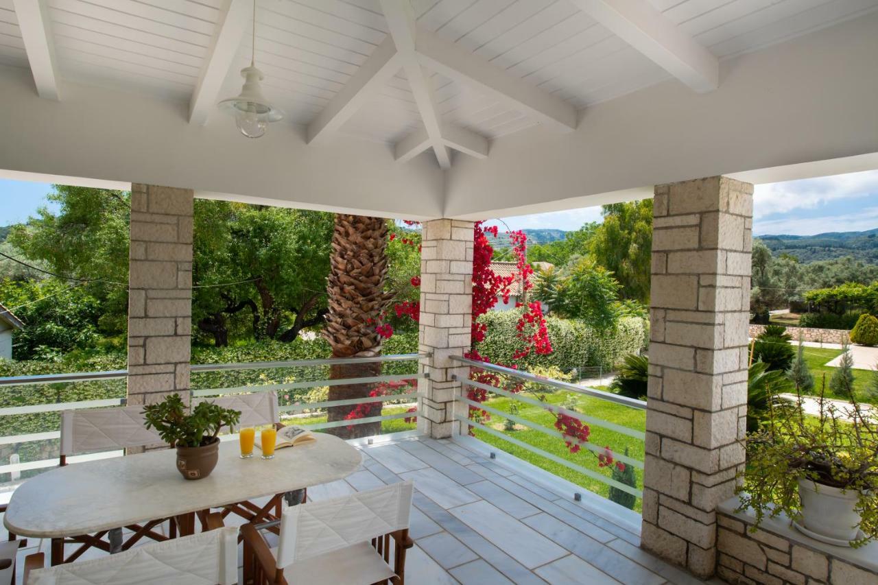 Violet Luxury Villa Kalligoni 外观 照片