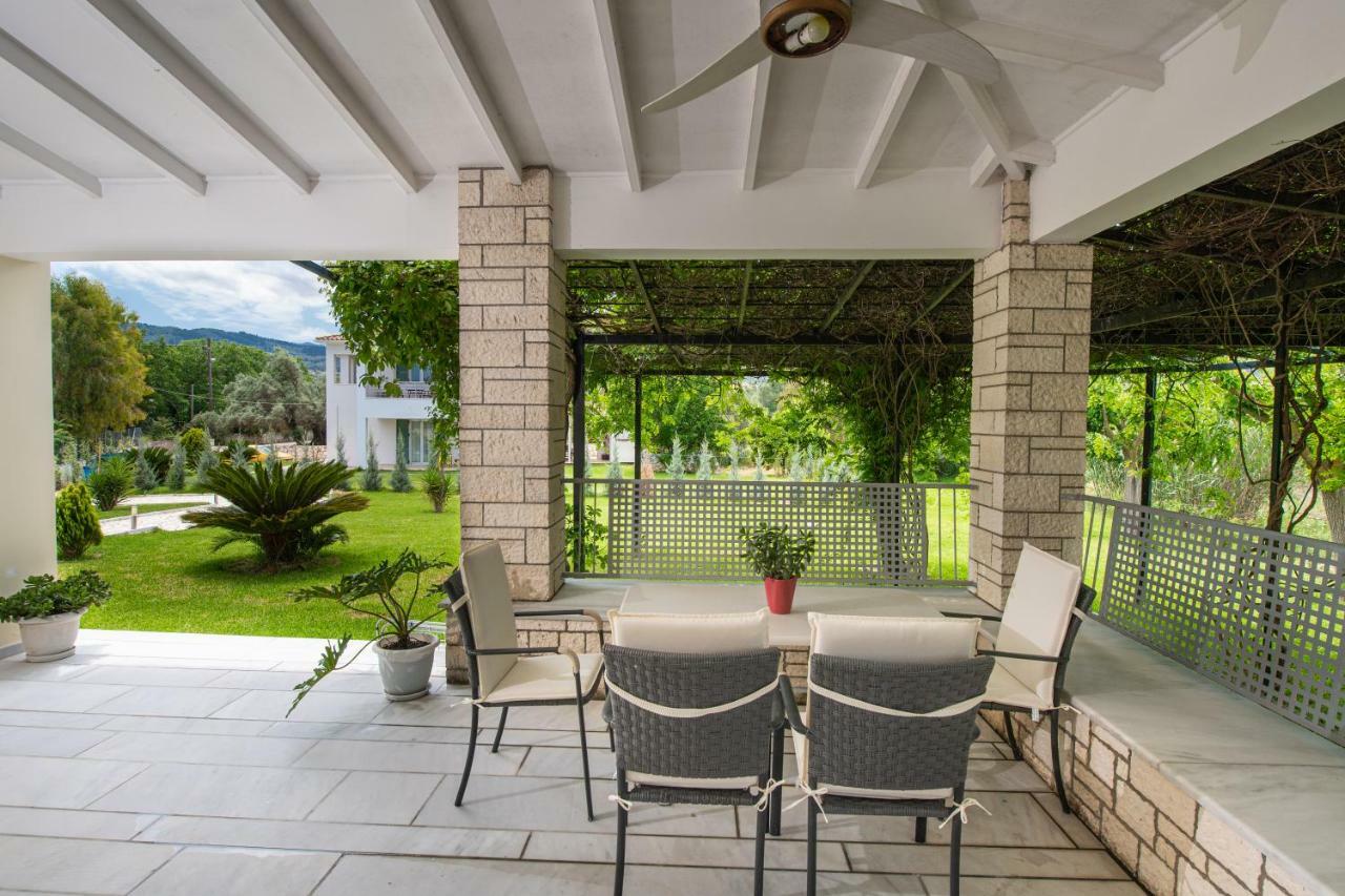 Violet Luxury Villa Kalligoni 外观 照片
